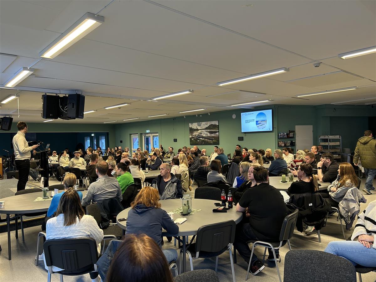 foreldremøte - Klikk for stort bilde